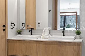 Ostrya by Tremblant Platinum