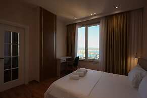 Grandstay Apartments 012