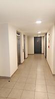 Moderno impecable Cercano a terminales