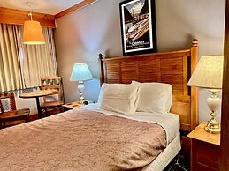 Rocky Mountain Lodge & Suites