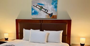 Rocky Mountain Lodge & Suites