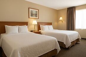 Rocky Mountain Lodge & Suites