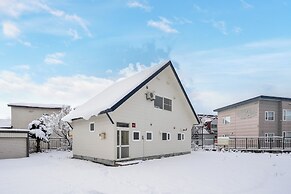 THE VILLAGE 1001