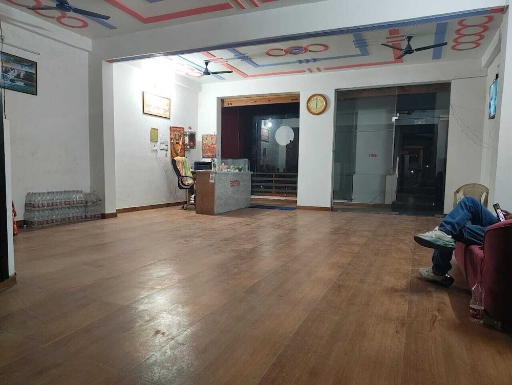 Shubh Hotel