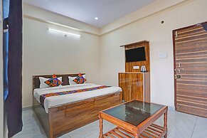 Fabhotel Dwarika Inn