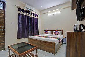 Fabhotel Dwarika Inn