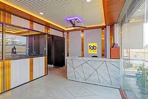 Fabhotel Dwarika Inn