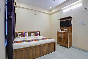 Fabhotel Dwarika Inn