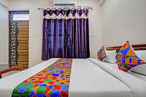 Fabhotel Dwarika Inn