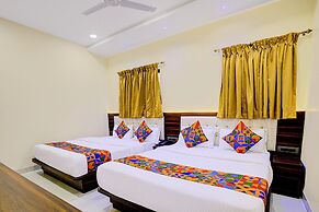 Fabhotel Majestic Crest