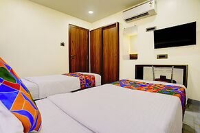 Fabhotel Majestic Crest