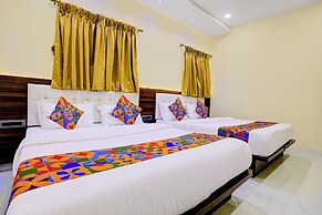 Fabhotel Majestic Crest