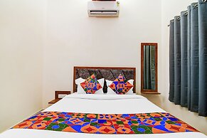 Fabhotel Adhiraj Inn