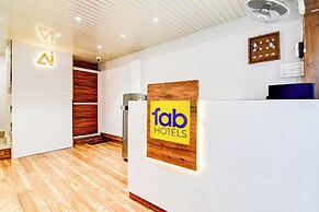 Fabhotel Adhiraj Inn