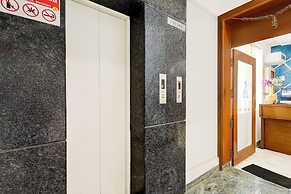 Fabhotel Ecr’S Royal Elite