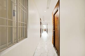 Fabhotel Ecr’S Royal Elite