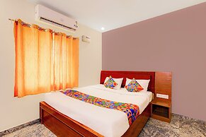 Fabhotel Ecr’S Royal Elite