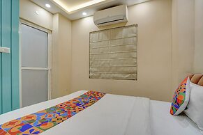 Fabhotel Aliza