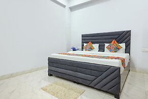 Fabhotel City Charm