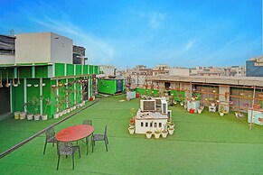 Fabhotel Pingla Residency