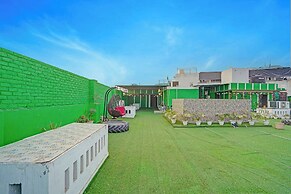 Fabhotel Pingla Residency