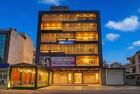Fabhotel Redisston