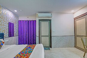 Fabhotel Redisston