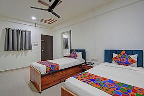 Fabhotel Pearl Inn