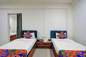 Fabhotel Pearl Inn