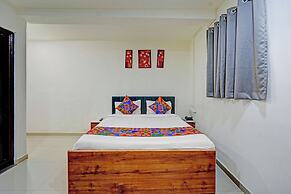 Fabhotel Pearl Inn