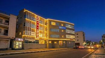 Fabhotel Pearl Inn