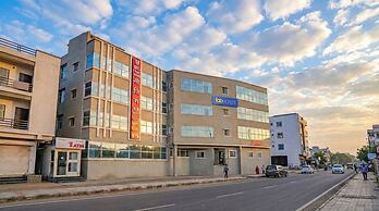 Fabhotel Pearl Inn
