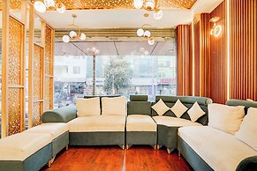 Fabhotel Raj Niwas