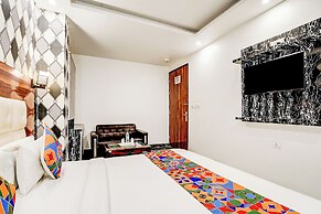 Fabhotel Raj Niwas