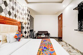 Fabhotel Raj Niwas