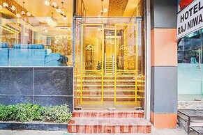 Fabhotel Raj Niwas