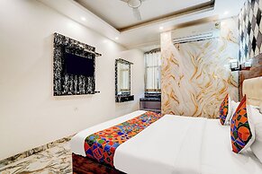 Fabhotel Raj Niwas
