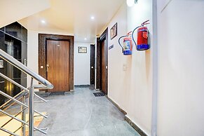 Fabhotel Raj Niwas