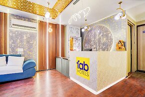 Fabhotel Raj Niwas