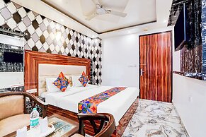 Fabhotel Raj Niwas