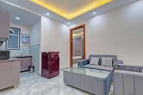 FabHotel Premier Stays - 800m from Artemis Hospitals Gurgaon