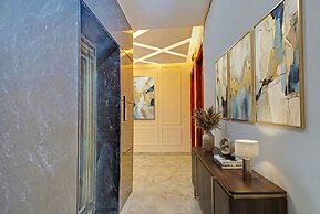 FabHotel Premier Stays - 800m from Artemis Hospitals Gurgaon