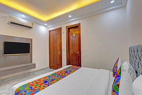 FabHotel Premier Stays - 800m from Artemis Hospitals Gurgaon