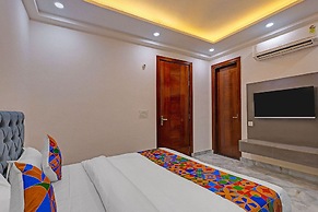 FabHotel Premier Stays - 800m from Artemis Hospitals Gurgaon