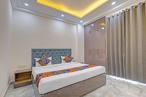 FabHotel Premier Stays - 800m from Artemis Hospitals Gurgaon