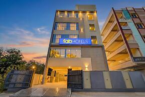 Fabhotel Yagna Grand