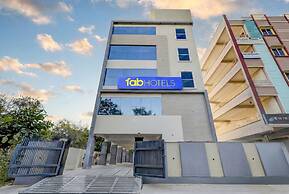 Fabhotel Yagna Grand