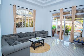 Pongwe Beachfront Villa