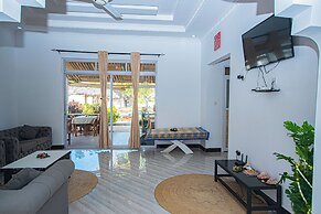 Pongwe Beachfront Villa