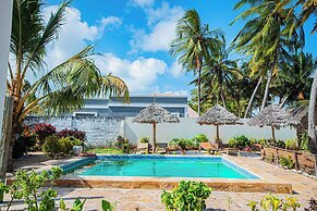 Pongwe Beachfront Villa